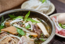 Cách nấu bún bò ngon chuẩn vị